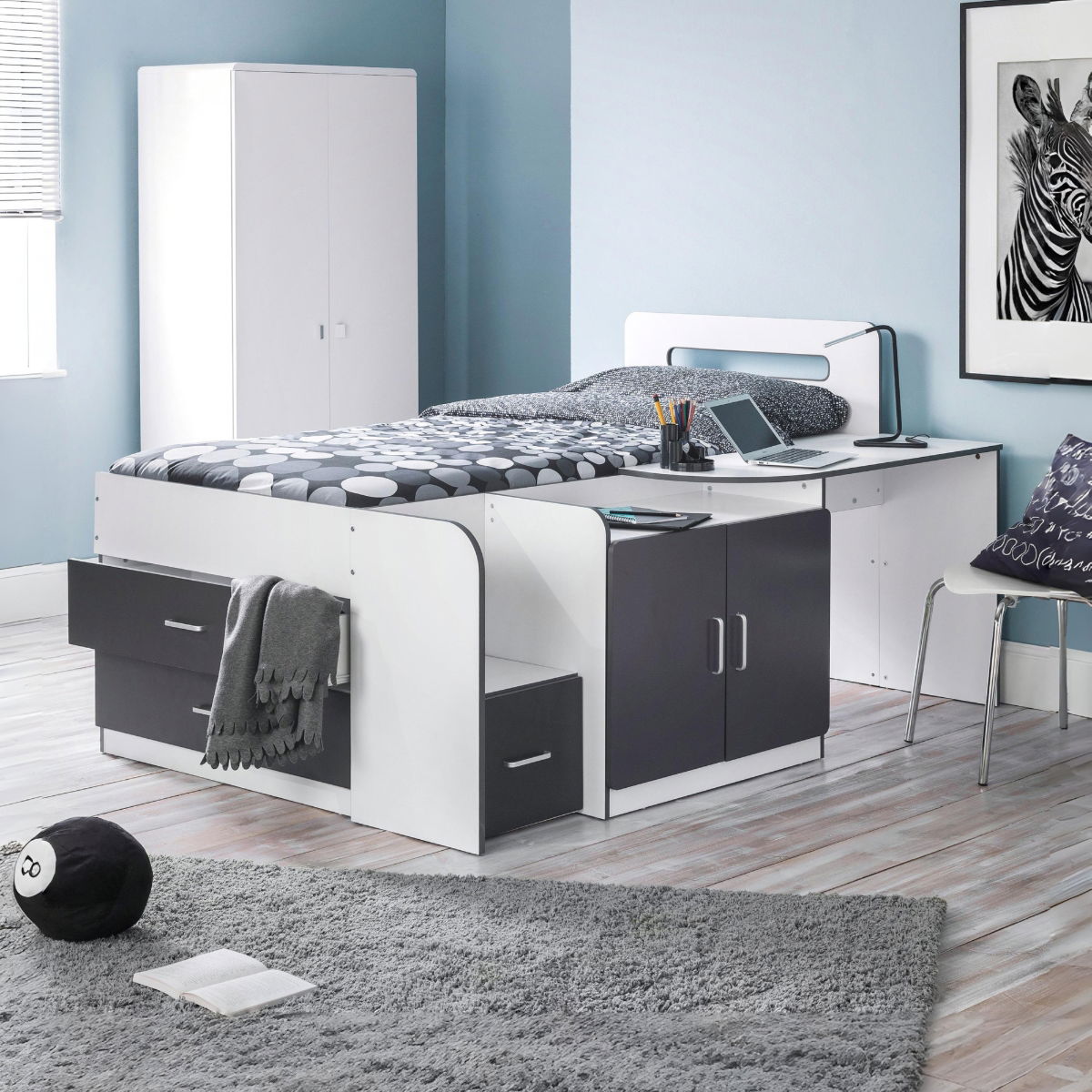 Cookie Cabin Bed